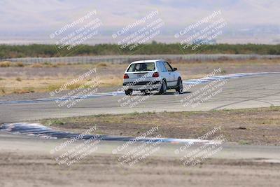 media/Oct-04-2025-OnGrid (Sat) [[44bd565ffa]]/Green Group/Grapevine/